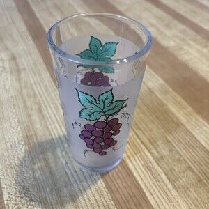 Vintage Boscul Peanut Butter Glass "Grape" Grapes On Vine 5” Excellent Condition
